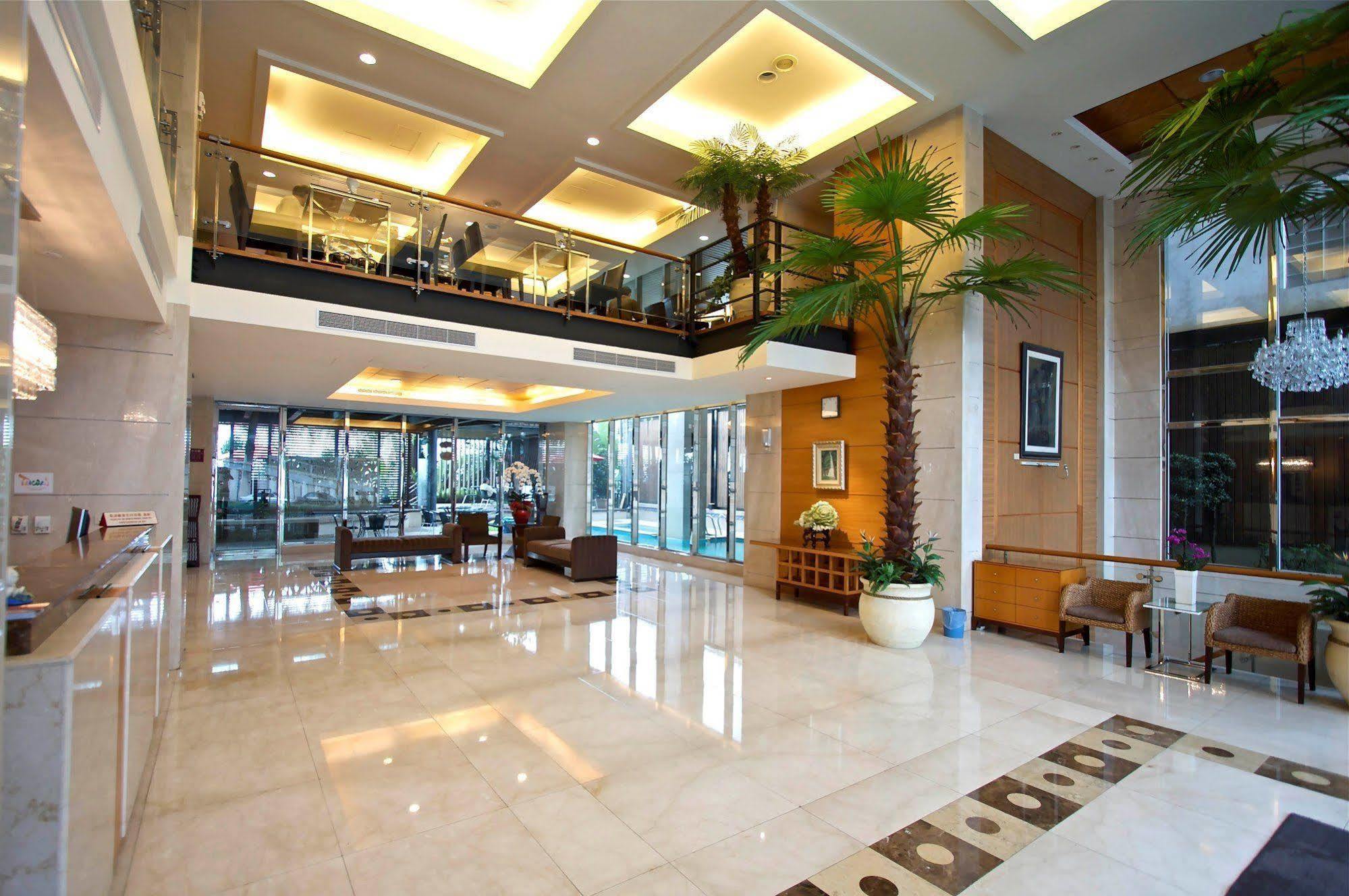 Hotel Les Champs Jiaoxi Buitenkant foto