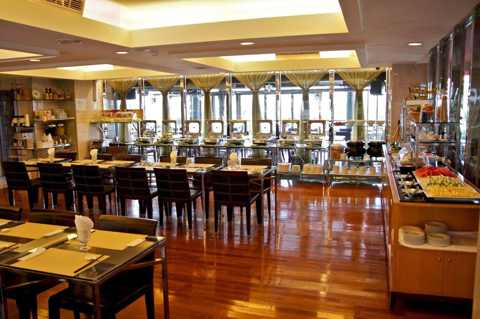 Hotel Les Champs Jiaoxi Buitenkant foto