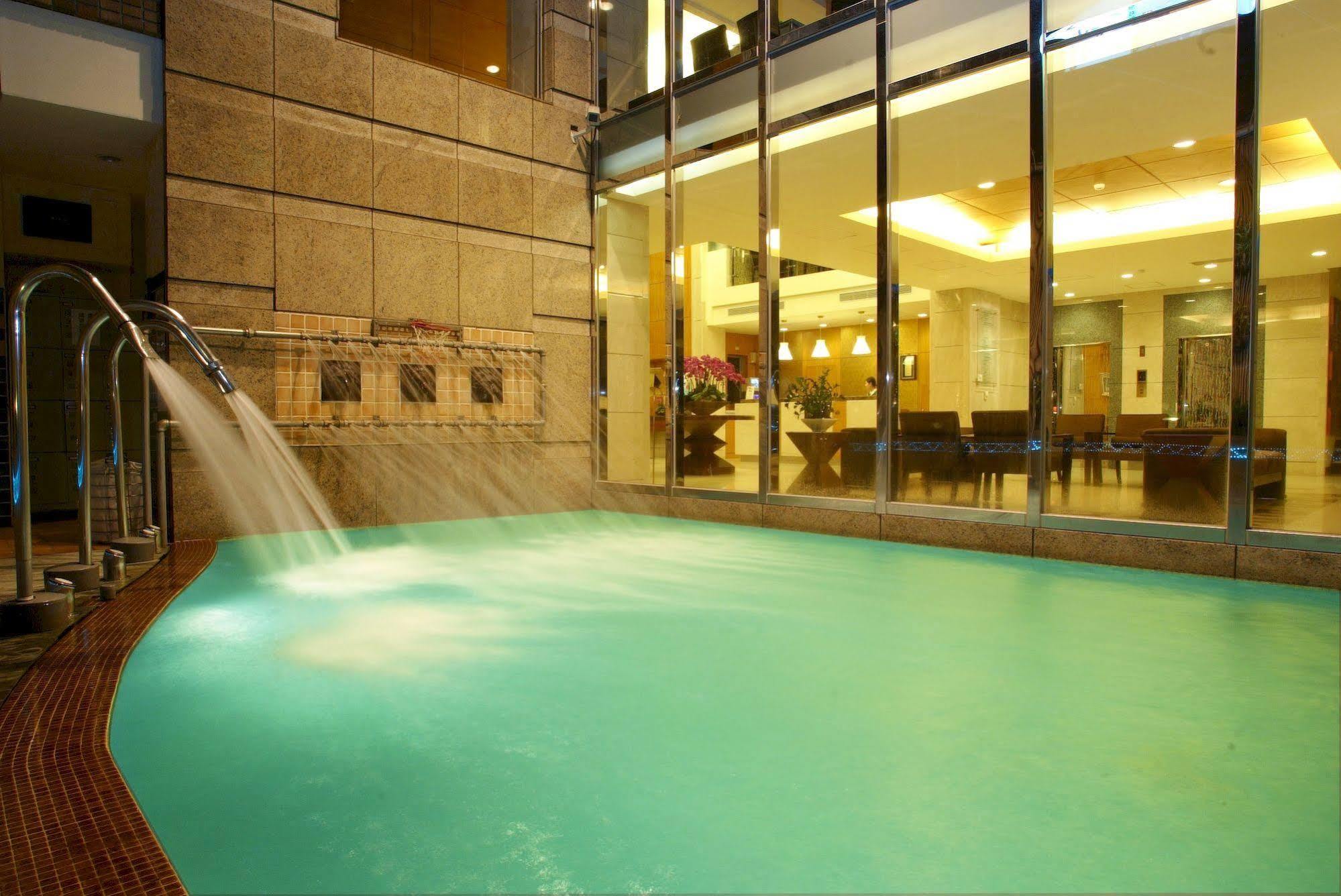 Hotel Les Champs Jiaoxi Buitenkant foto